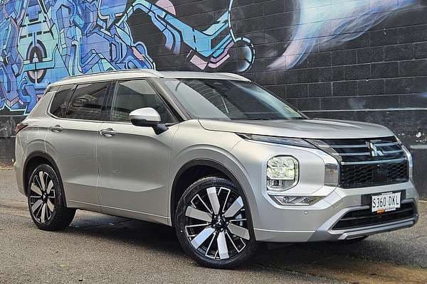 2025 Mitsubishi Outlander