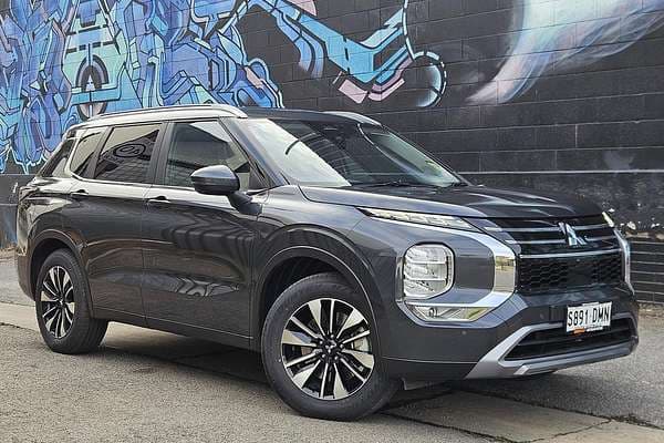 2025 Mitsubishi Outlander
