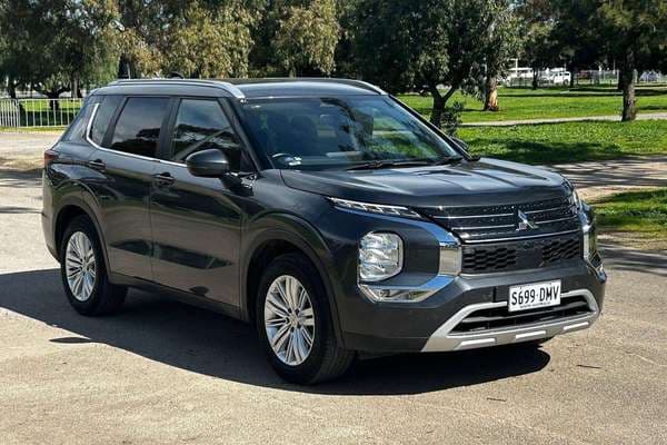 2024 Mitsubishi Outlander